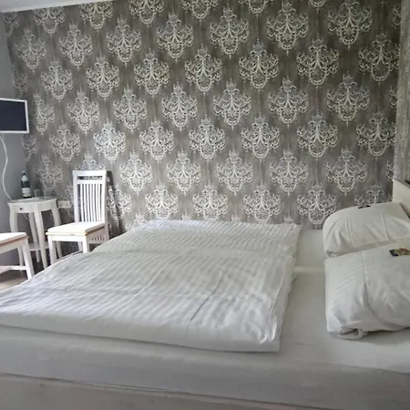 Cellino Hotel Prieros Buitenkant foto