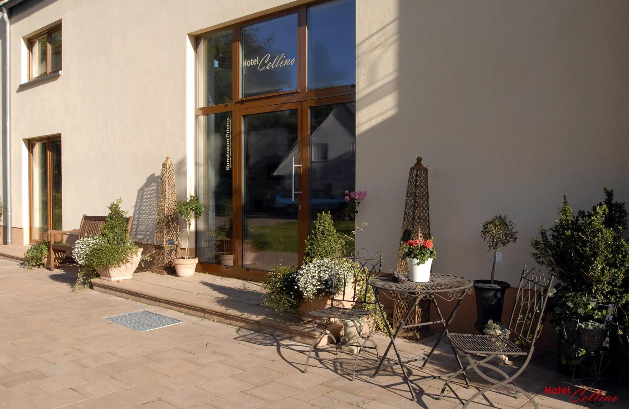 Cellino Hotel